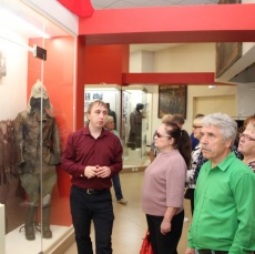 Серебряные волонтёры музея