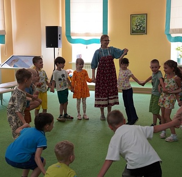 Кто на лавочке сидел...