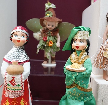 Выставка «Куклы: традиции и время»