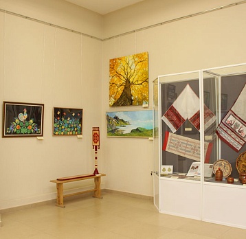 Выставка «Педагог-художник»
