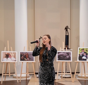 «Донбасс никто не ставил на колени»: открытие фотовыставки