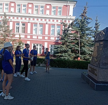 Участники Всероссийского молодежного межнационального лагеря знакомятся со столицей Мордовии