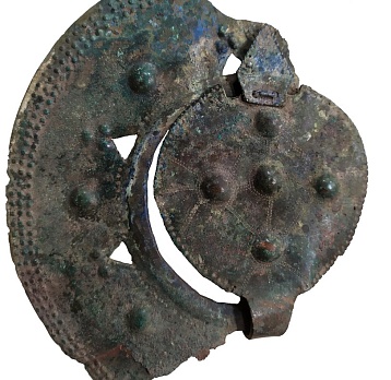 Сакральный женский символ древней и средневековой мордвы